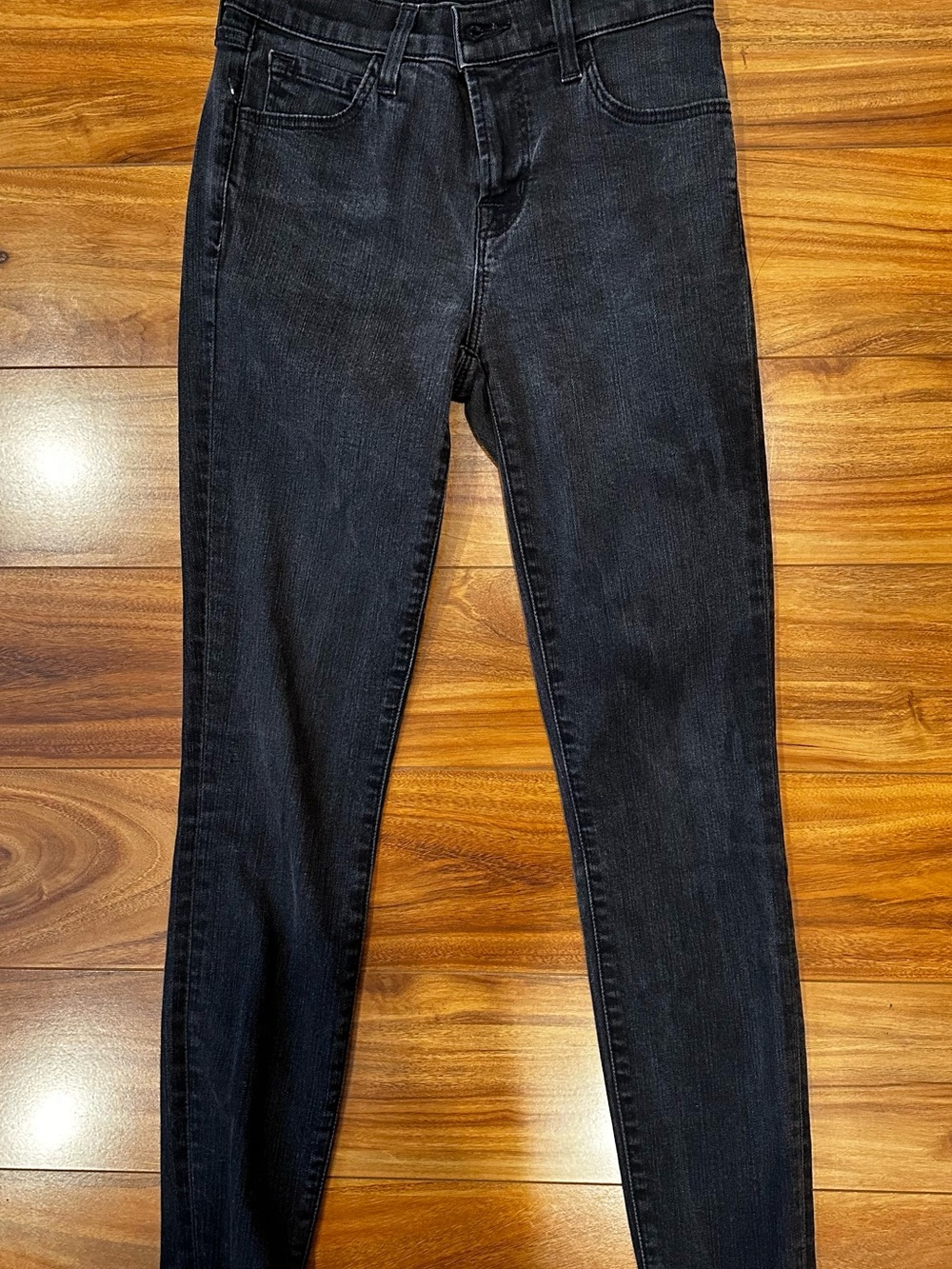 J Brand Vanity Skinny Jeans in Faded Black